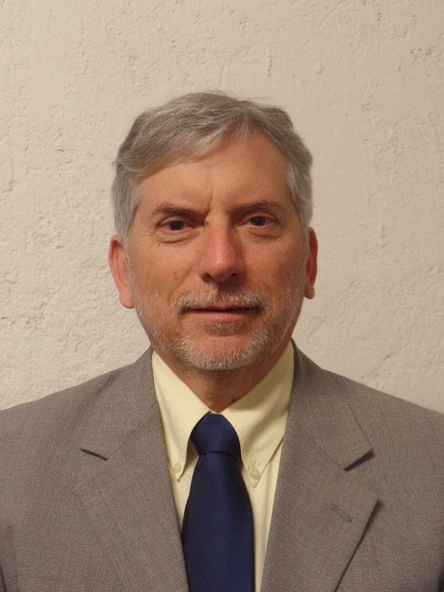 Dr. Hugo Barrera